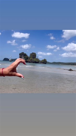 Enjoying Life by the Sea: A Cocktail in the Sun