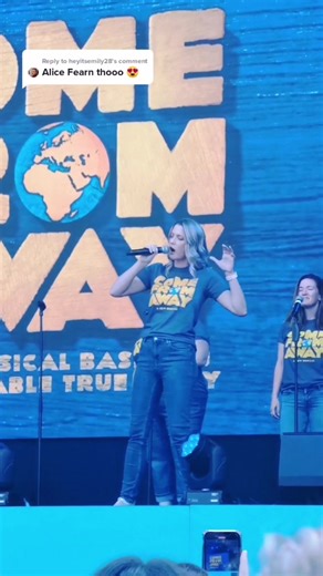 Alice Fearn's Outstanding Performance at West End Live | Come From Away Musical
