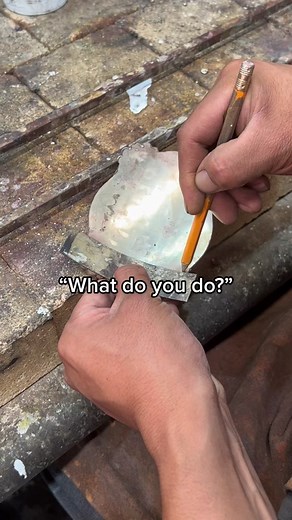 What do I do?🤠💪🏼 Build custom buckles for rodeo athletes, horse clubs, rodeos, and associations. Order online (linked in bio) #rodeo #westernfashion #customsilver #mollyscustomsilver #beltbuckle