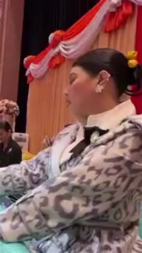 สมเด็จ​​เจ้าฟ้า​สิริ​วั​ณ​ณ​ว​รี​​ พระราชทานคำแนะนำด้านการพัฒนา​และปรับปรุง​ผลิตภัณฑ์​สิ่งทอแก่ สมาชิก​ #กลุ่ม​ศิลปาชีพ​ และ #กลุ่มทอผ้า ในโอกาสที่เสด็จ​ไปทอดพระเนตรนิทรรศการ และการจัดแสดงผลงานภูมิปัญญาผ้าไทย และงานหัตถกรรมชุมชน จ.ขอนแก่น #ข่าวtiktok #สมเด็จพระเจ้าลูกเธอเจ้าฟ้าสิริวัณณวรี #เจ้าฟ้าสิริวัณณวรี