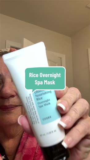 Using the COSRX Overnight Spa Mask as the final step in my nighttime routine 🌙 I apply a thin, even layer to clean skin and let it sit overnight. The texture is lightweight and comfortable, and it layers well after the rest of my skincare. I like using this on nights when I want a simple, low-effort finish before bed. This video shows the application and how it looks on real skin before sleep so you can decide if it fits your routine. Tap the product link to check it out 🛒