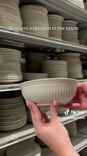 Tableware Treasure Fnd! Do you know this dinnerware? This is Italian Countryside by Mikasa. All-white and elegant, Mikasa Italian Countryside showcases a rim embossed with beautiful flutes and graceful scroll design accents. Italian Countryside tableware is perfect for mixing and matching with other dinnerware patterns, so you'll have decorating and design flexibility for years to come! This pattern has been made from 1994 and is still an actively made dinnerware line. #athomewithreplacementsltd