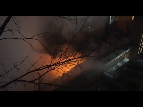 *MAJOR FIRE* BK 10-66/5th Alarm Box 3779 | Heavy Fire Throughout A 2 Story Mixed. MAYDAY Transmitted