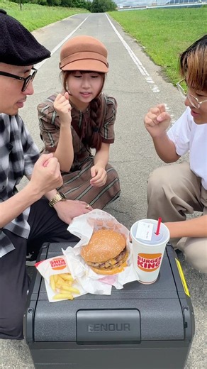 ももこ「パー✋があるの忘れてた」#家族#バトル
