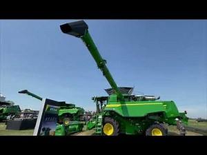 ‪@JohnDeere‬ revamps walker combine with new T6 800