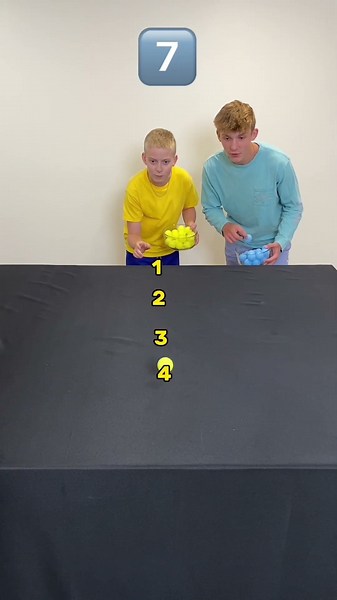 Last One Standing Loses! 😁 #challenge #funnyfamilygames #funny