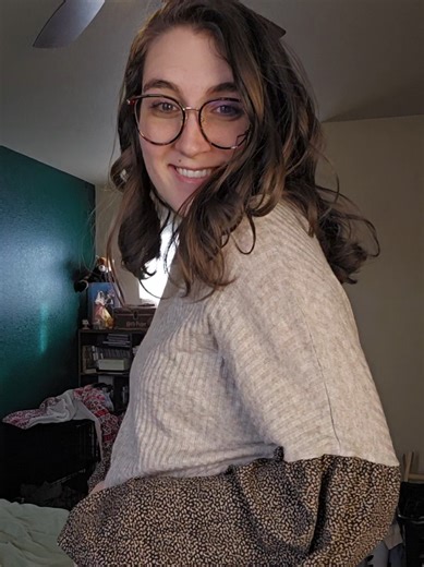 Thrift store try on! #tryon #thriftfinds #potatoshoes #momstyle