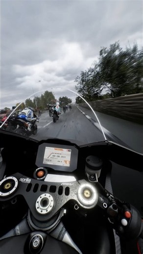 Aprilia RSV4 POV Extreme Racing #ride5 #aprilia #speed