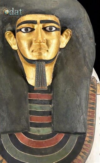 Gilded Mask from the anthropoid coffin of Khnumhotep#gilded #Golden #mask #anthropoid #coffin #hotep