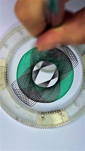 My hand is working, but I’m mentally on airplane mode 😂✈️