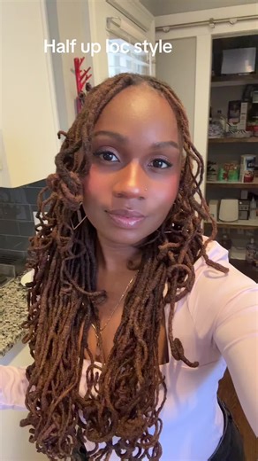 Half Up Loc Styles for Black Women: Top Picks