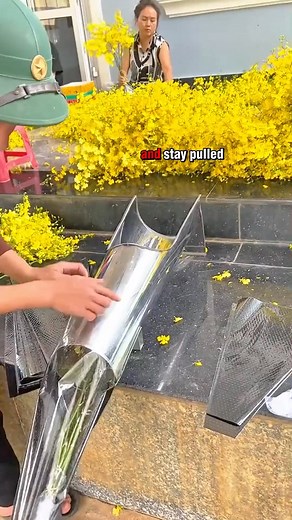 Flower packing tools #reels #fbreels #fbpro #fyp #viral #diy #flowerpacking #flowerarrangement #flower #reelsusa | Ita Paridawati