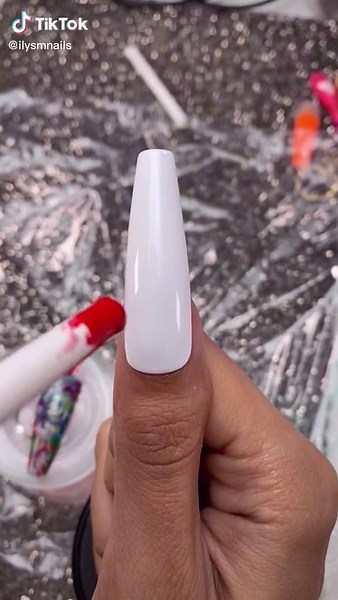 Red Bloody Splat Nail with a Straw🩸🥤 October Halloween Ready #nails #nailart #nailtutorial #satisfying #halloween