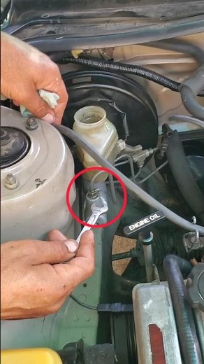 How to Bleed Brake Master Cylinder (Easy Way) #shorts #youtube #fyp