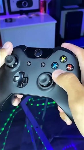 Купил прошитую Xbox one. Стоит ли покупать Xbox one в 2025 году?