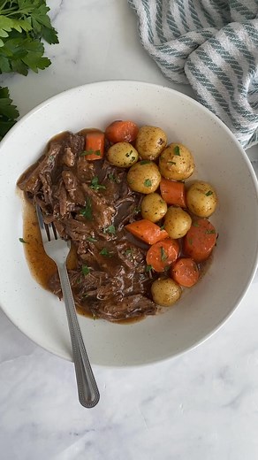 425K views · 453 reactions | The best and EASIEST way to make a pot roast! | The Recipe Rebel | Facebook