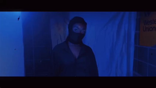 "Le freestyle, c'est l'art de créer sur le moment, de laisser parler son instinct et son cœur. C'est un flow qui coule comme un fleuve, des mots qui jaillissent comme des étincelles. Le freestyle, c'est la liberté d'expression, la possibilité de dire ce que l'on pense, de partager ses émotions sans filtre. Alors, laisse-toi aller, laisse parler ta voix et ton cœur, et crée quelque chose de vrai, de brut, de puissant ! 😊"extrait freestyle #festivalkora #nigeria #humanity #festivaldecannes #black