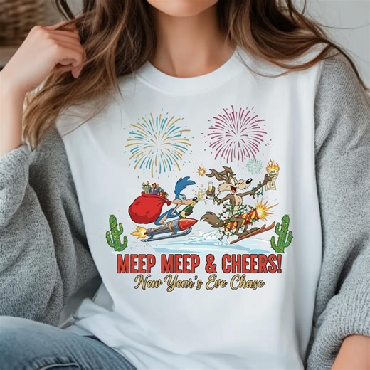 Road Runner Cartoon T-shirt: Looney Tunes New Year Cheers Tee - Etsy