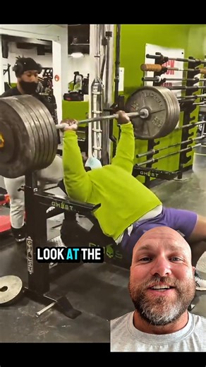 Have you EVER HEARD OF A 600LBS BENCH PRESS?!? Oh you have? Well what about on an INCLINE?!? This has to be one of the most insane lifts i have ever seen and most certainly the heaviest incline bench of ALL TIME. Viewers, if you know his @ PLEASE TAG HIM so we can give him the credit he deserves! | Garage Strength