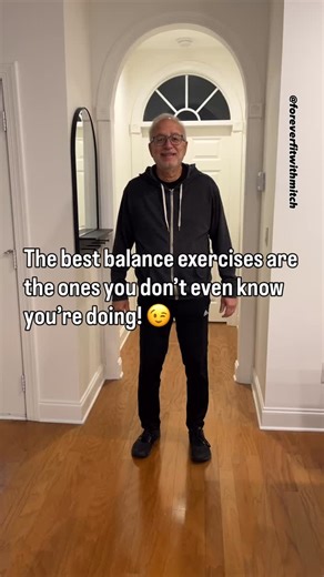 The best balance exercises are the ones you don’t even know you’re doing! 😉 Balance training doesn’t always have to mean standing on one leg or using a wobble board. These everyday moves secretly challenge your strength, coordination and stability — all while keeping it fun and safe: 1️⃣ Alternating Front Kicks — Builds leg strength & control | 30 sec | 3 sets 2️⃣ Tap Back Kick Back — Improves coordination & stability | 30 sec | 3 sets 3️⃣ Punch Ups Opposite Knee Lift — Core & balance combo | 3