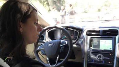 2017 Ford Fusion: Configuración del destino GPS con Apple Car Play y Siri