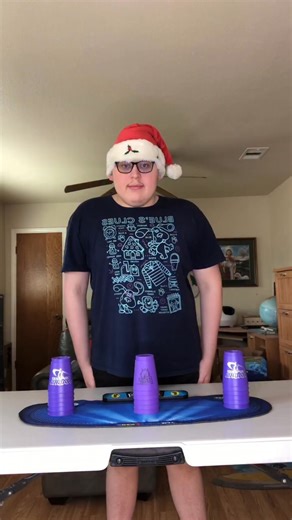 Christmas Cycle Stack | Sean Hensley