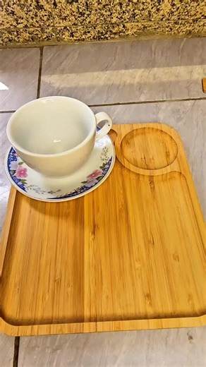 Le pain c'est fait cuisine😅 Pain libanais fait le plus simple possible mai tellement bon vous pouvez toujours bien le garnie avec tout ceux que vous voulez 🫰🤤