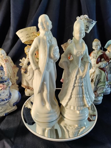 Vintage 9" Tall Figurines French Colonial Man and Woman Porcelain Flower Accents Exceptional - Etsy