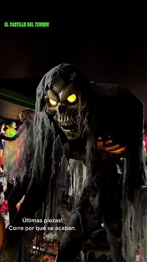 Los mejores animatronics están por agotarse corre por el tuyo! #halloween #cdmx #elcastillodelterror