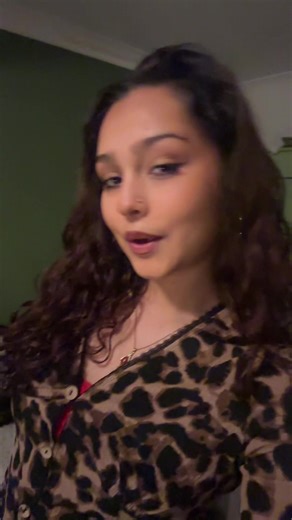 Daisie 💋 (@daisie.brookes)’s videos with Self Aware - Temper City