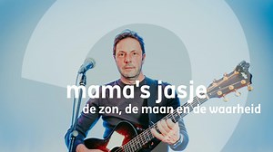 17K views · 248 reactions | Mama's Jasje heeft een nieuw en fantastisch album 'Het beste moet nog komen'. Geniet van de live-versie van 'De zon, de maan en de waarheid'.  | Radio2 | Facebook