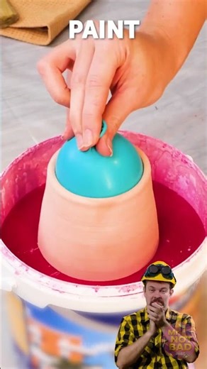 تفاعل البتش مع تقنيات فريدة من نوعها في صناعة الفخار باستخدام أجزاء الجسم! 🎨✋🦶