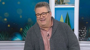 Eric Stonestreet on 'Santa Clauses,' engagement, being a meme