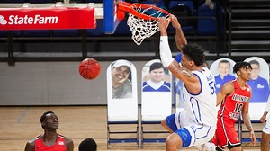 Drake men's basketball ranked in the top 25 for first time since 2008