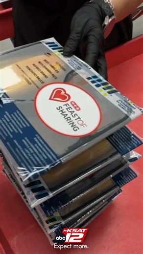 H-E-B, in partnership with Meals on Wheels San Antonio, will prepare meals for more than 3,000 older adults during the grocer’s Feast of Sharing event this weekend. FULL STORY: https://www.ksat.com/news/local/2025/12/18/h-e-b-meals-on-wheels-preparing-for-33rd-annual-feast-of-sharing-this-weekend/?utm_source=facebook&utm_medium=social&utm_campaign=snd&utm_content=ksat12 | KSAT 12 & KSAT.com