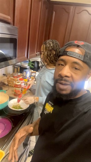 I’m the better cook and she knows it 😏 #jokes #thehughleys #reels #cooking #fun | The Hughley’s