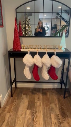 Watch the latest from Britts ⭐️⭐️⭐️⭐️⭐️ Picks on Amazon Live