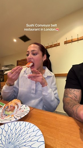 Sushi Conveyor Belt Restaurant in London: A Fresh Experience