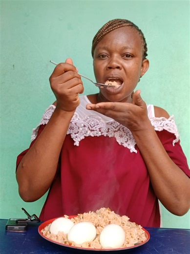 How to reheated meals back in the day with no microwave machine. #hack #idea #diy #tips #kitchentricks