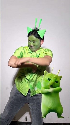 Can You Keep Up with This Chicken Dance Challenge? ChickenDanceChallenge GrrGestureDance