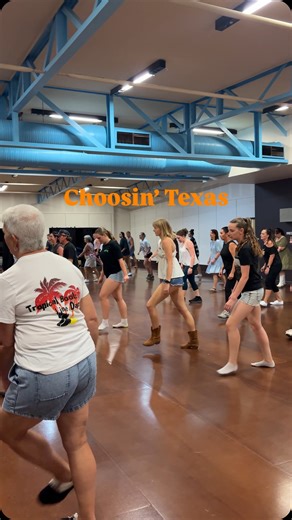 Here’s a new one we learned this week at our beginners class! ⭐️ Choosin’ Texas by Nidhi Risi 📍Aitkenvale PCYC Tuesday nights #tropicalboots #linedance #linedancing #country #danceparty | Tropical Boots Line Dancing