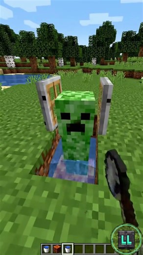 One Trap Just Saved My Entire Base #minecraft #minecraftshorts #gamechanging