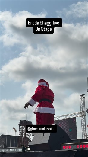 GbaramatuVoiceTV on Instagram: "🔴 LIVE NOW: GbaramatuVoice live coverage of the Benikrukru Christmas Carnival 2025 in Gbaramatu Kingdom, Delta State. @brodashaggi on the stage. #gbaramatuvoicetv #gbaramatuvoice"