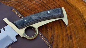 Walking Dead knife Pair: Replica Bowie Daryl Dixon Finger Guard Knife With Brass and Leather sheath