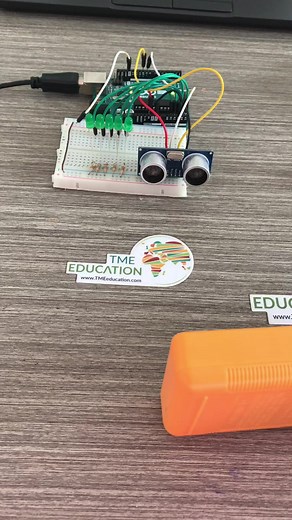 Capteur à ultrasons HC- SR04 | Arduino #electronique #projetselectronique #arduino #education #capteurs #technologies | Méchant Circuit