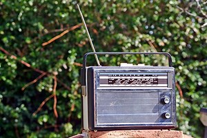 How to Embed Streaming Radio Code | Techwalla
