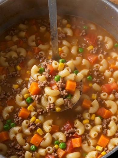 One-Pot Beef Macaroni Vegetable Soup Recipe