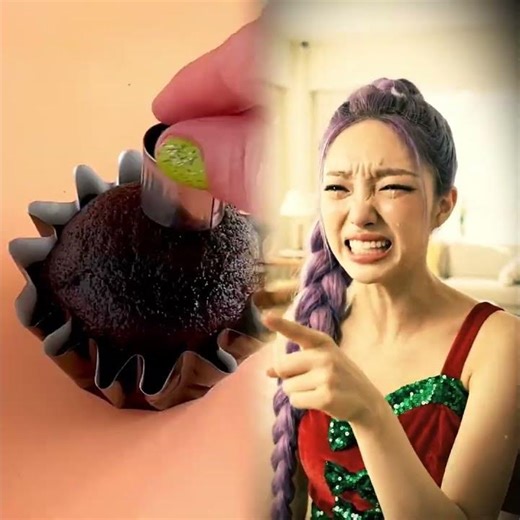 Why doesn't Jinu dare to eat cookies anymore Rumi...#cute #kpopfunny #korea #funny #kpopdance