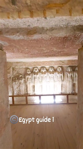 Did ancient Egyptians carve a queen’s life stages into stone? Inside the tomb of Queen Meresankh III at Giza, ten standing female statues are carved directly into the rock. All are similar in posture and style, created to serve a symbolic and religious purpose rather than simple portraiture. A closer look reveals an intriguing detail: the first two statues on the left are noticeably smaller than the others. This has led to different interpretations. Some scholars suggest they may represent earli