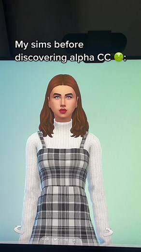 Alpha CC vs Maxis Match | Sims 4 Makeover Comparison